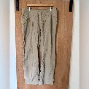 North Face tan hiking pants Gorpcore relax fit drawstring size 16